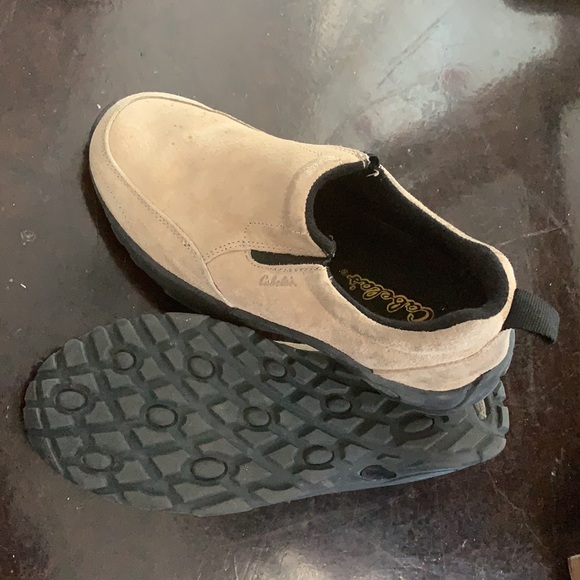 Cabela’s Suede Slip-On’s | Size 8 - Picture 4 of 4